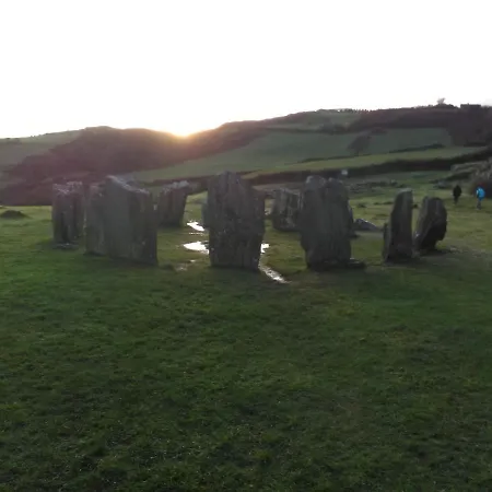 شقة Lovely Sea View 2-bed In Rineen Sleeps 4 *