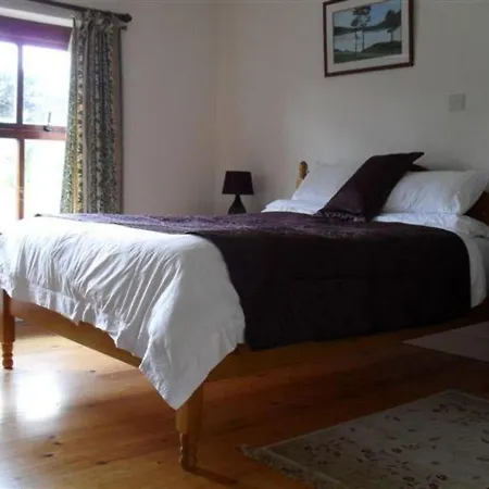 Lejlighed Lovely Sea View In Rineen - 4 Guests