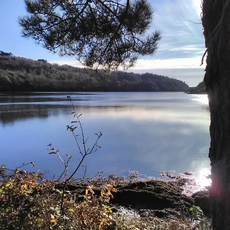 아파트 Lovely Sea View 2-bed In Rineen Sleeps 4