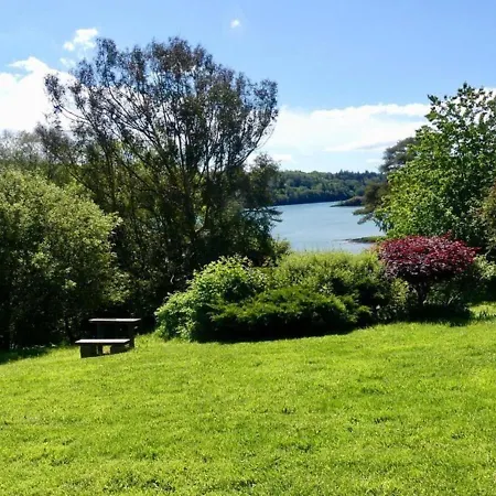 아파트 Lovely Sea View 2-bed In Rineen Sleeps 4