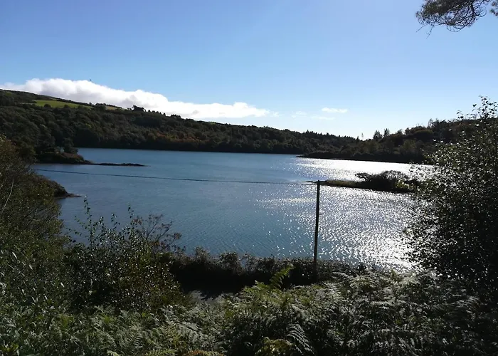 Lovely Sea View 2-bed In Rineen Sleeps 4 Appartamento *