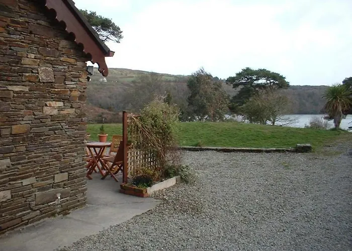 Appartement Lovely Sea View 2-bed In Rineen Sleeps 4