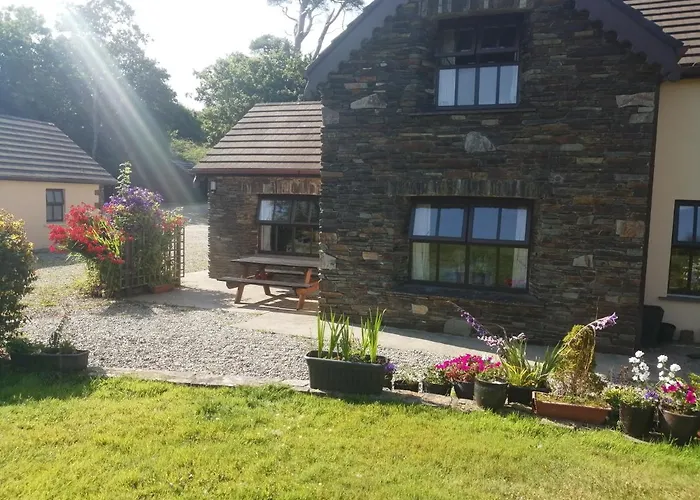 Lovely Sea View 2-bed In Rineen Sleeps 4